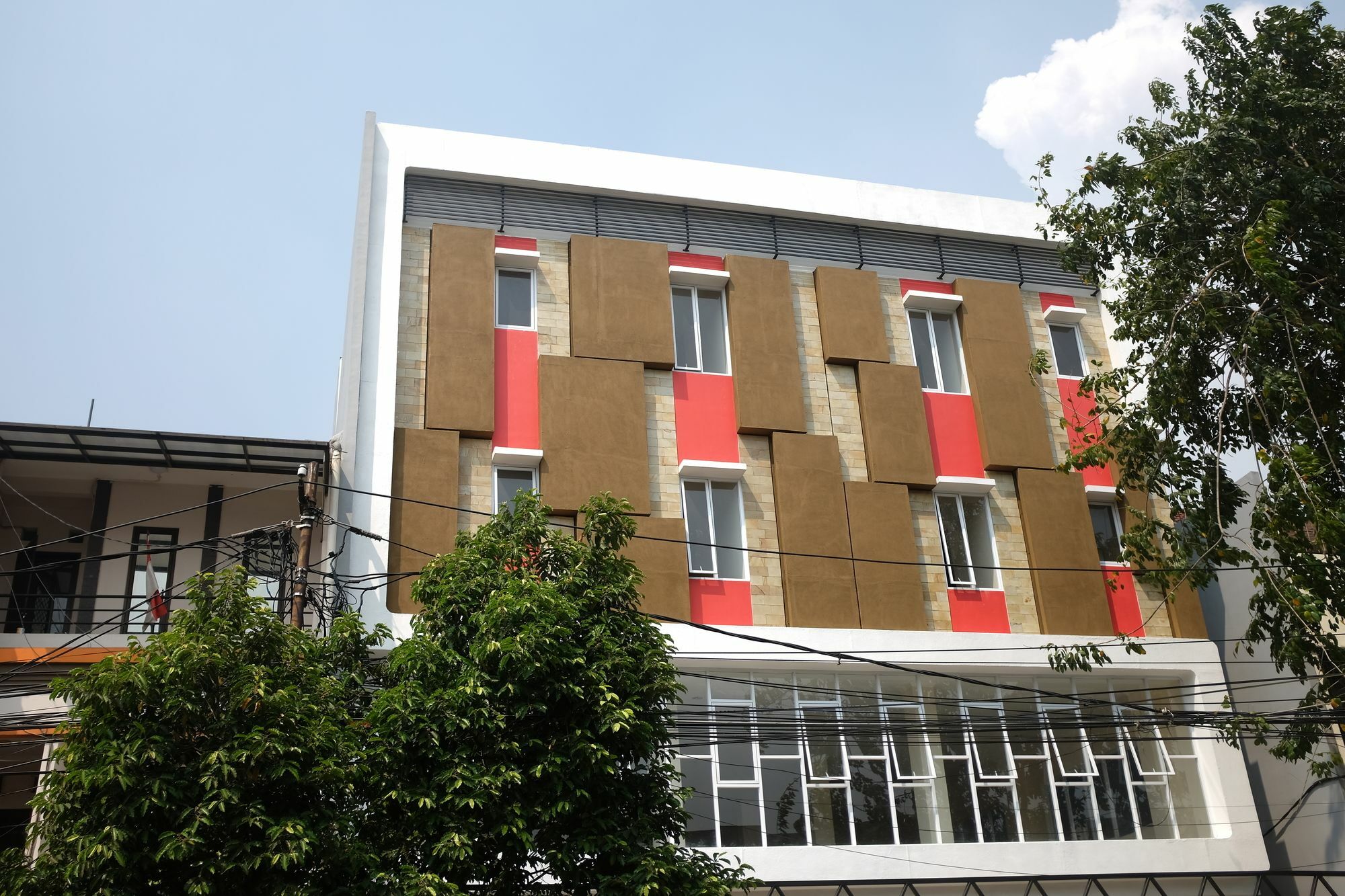 Reddoorz Plus Near Mall Ciputra ג'קרטה מראה חיצוני תמונה